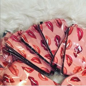 Lipstick makeup bag
